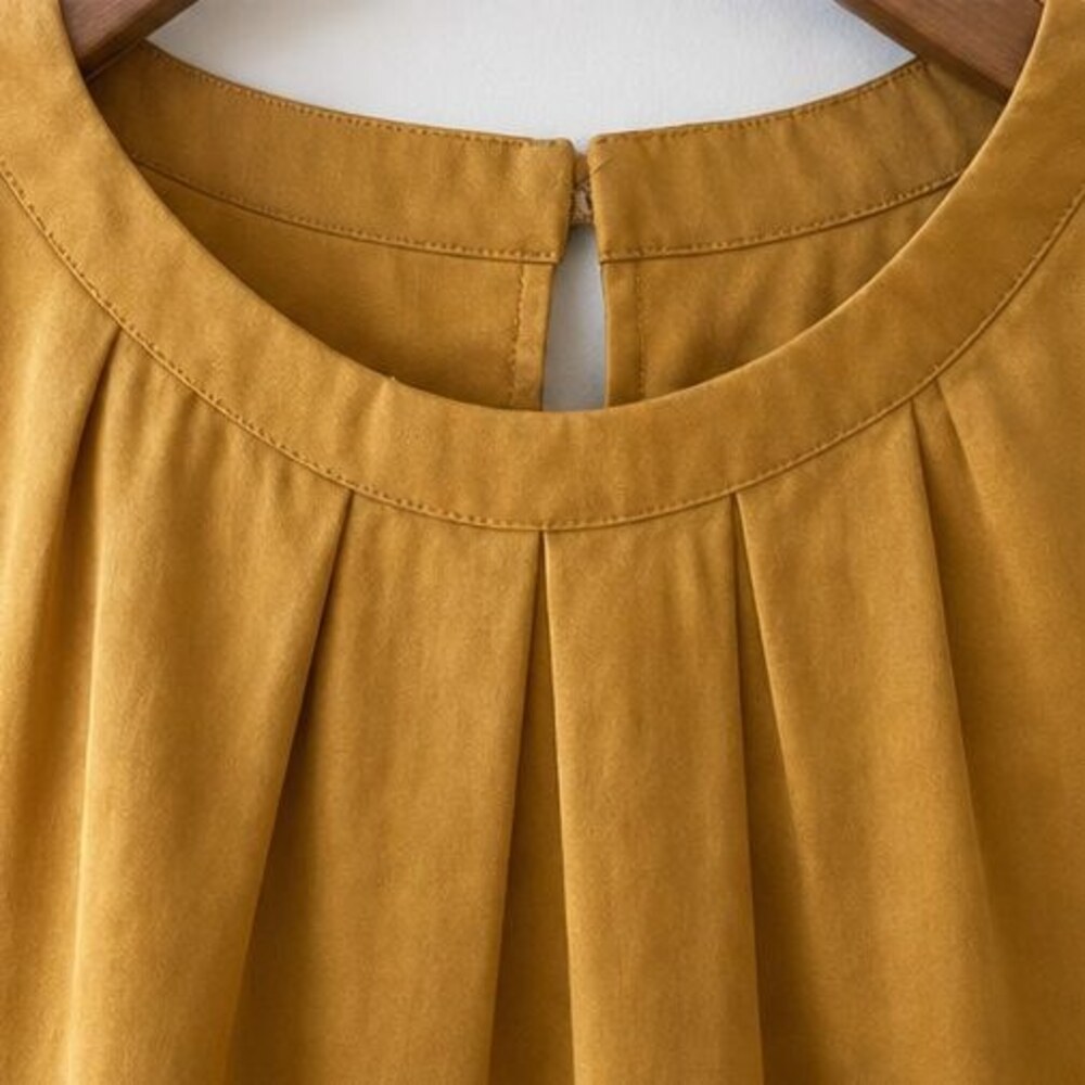 Rust Wrap Blouse - Picture 4 of 6